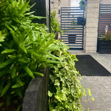 Mieszkanie Z Ogrodkiem Nr2 Апартаменты *