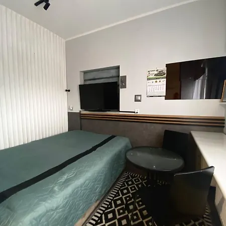 Mieszkanie Z Ogrodkiem Nr2 Apartment *