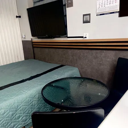 Lägenhet Mieszkanie 2 Pokoje-faktura *