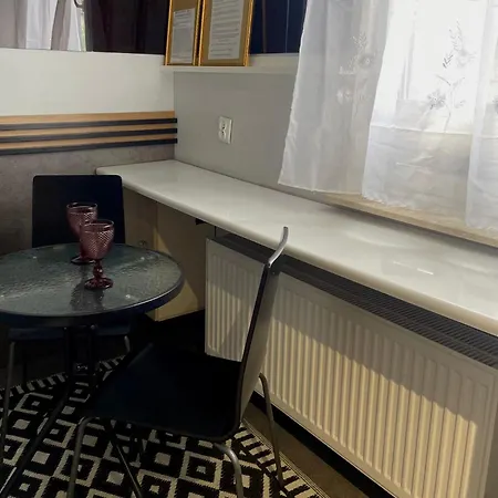 Mieszkanie Z Ogrodkiem Nr2 * Щецинек